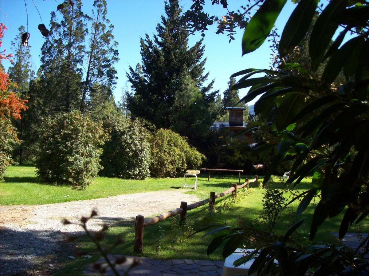 Cabanas Auquin Lemu Lago Puelo Esterno foto